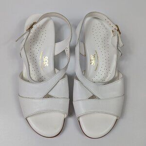SAS Tripad Comfort White Sandals 6.5W Adjustable Back Strap